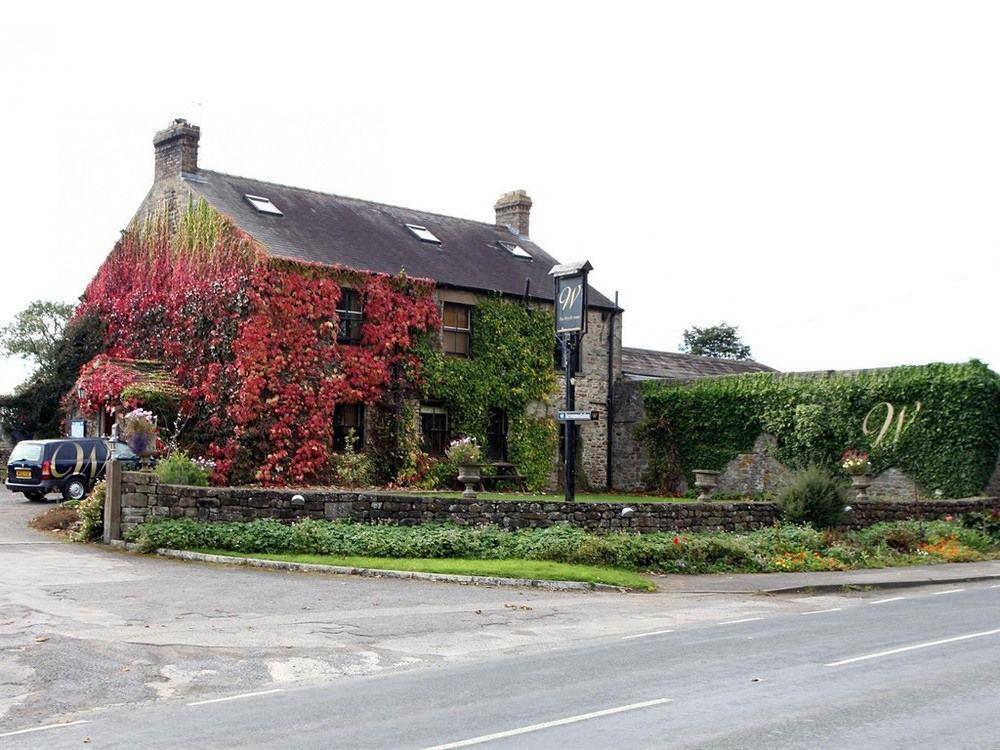 The Wyvill Arms Hotel Лейбърн Екстериор снимка